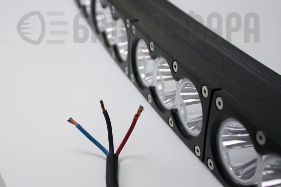 Изогнутая противотуманная LED-балка, 300 Ватт, серия F1 X